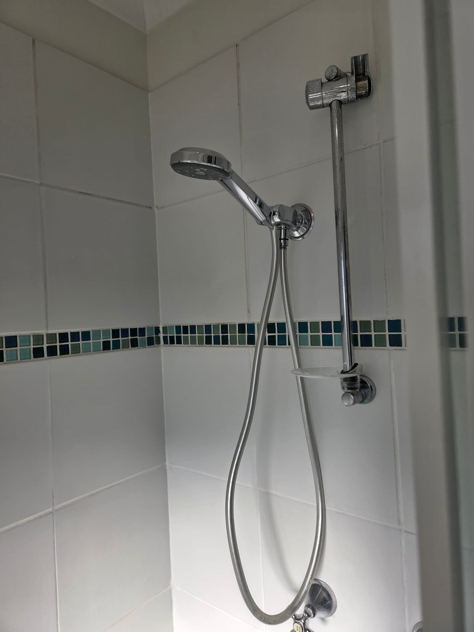 Bathroom Detail — Chrome Plumbing Faucet & Sink Shine